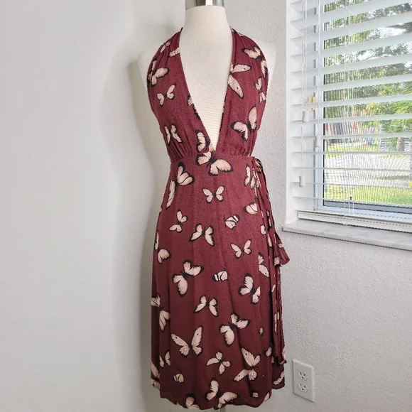 REFORMATION Johnson Halter Dress In Mariposa XS. - Picture 3 of 9